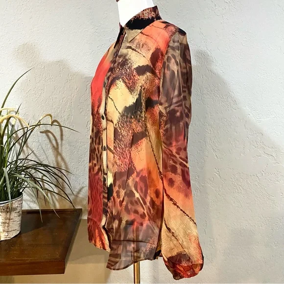 NWT Da-Nang Silk Abstract Print Button Up Blouse, M - Picture 4 of 15